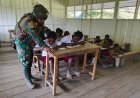 Prajurit TNI Sambangi Papua, Jadi Guru untuk Anak Bangsa