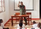 Bangun Karakter, Babinsa Depapre Ingatkan Pelajar untuk Teladani Pahlawan