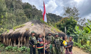 Merah Putih Berkibar di Wunabunggu: Satgas TNI Tanamkan Persatuan Papua