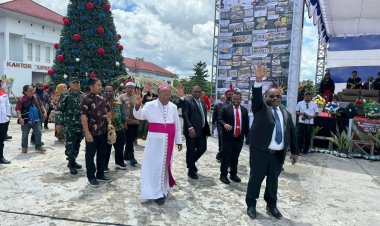 Sinergi Harmoni: Marinir Rayakan HUT Yahukimo & Natal 2025