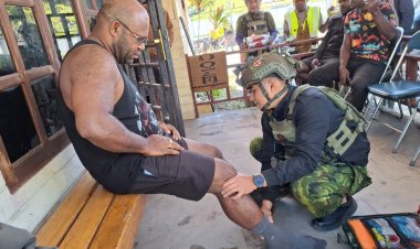 TNI Sentuh Hati Papua: Anjangsana dan Layanan Kesehatan di Mamba
