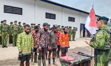 Tujuh Anggota OPM Sinak Kembali ke NKRI, Harapan Baru Papua Damai