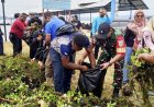 Jaga Kebersihan Danau Sentani, Unsur TNI-Pemda Kerja Bakti di Dermaga Yahim