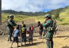 Tawa Ceria Anak Wamitu Hangatkan Pegunungan Papua, TNI Bangun Ikatan Humanis